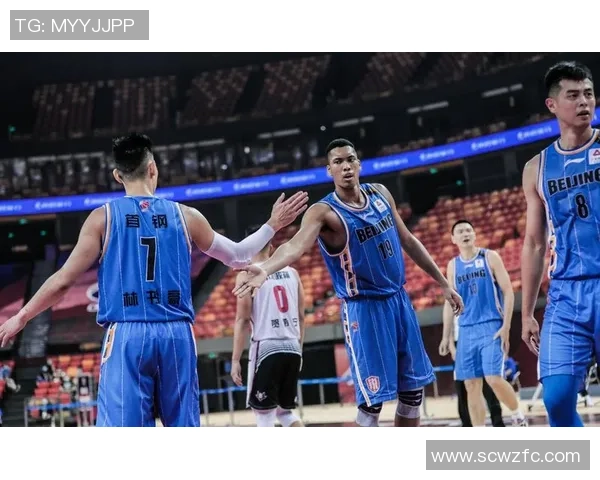 林书豪对阵热火的精彩瞬间回顾与赛场表现分析